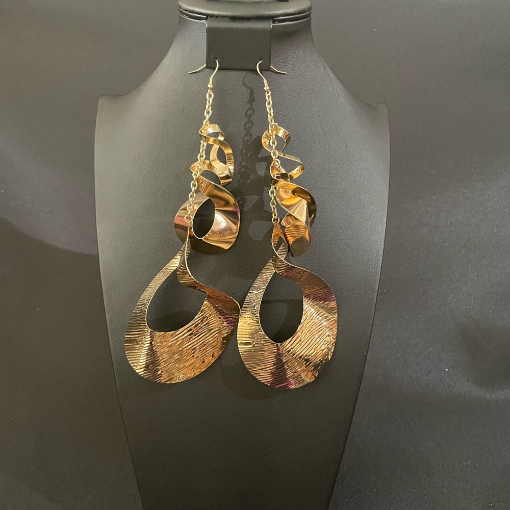 Brand New Gold Swirls Dangling Earrings